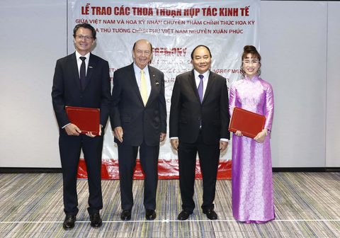 Viet Nam, US ink business deals worth $10b
